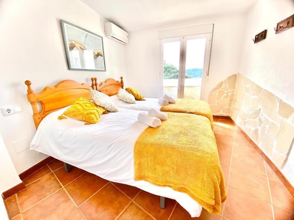 Casa Rural Manantial De Las Jaras Istán Eksteriør billede
